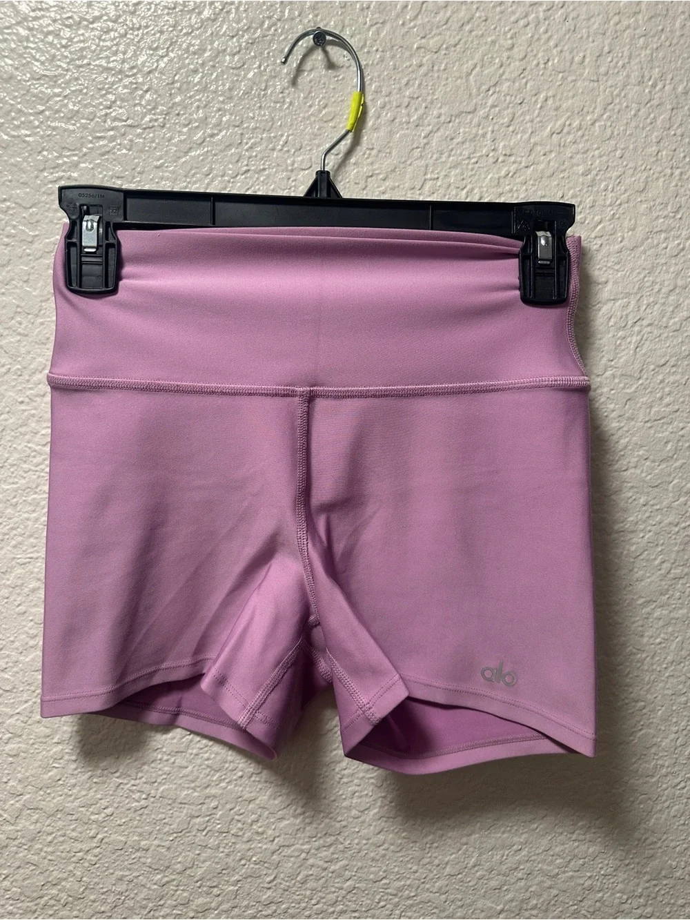 Alo yoga biker shorts